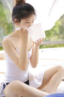 女人隐私全身光